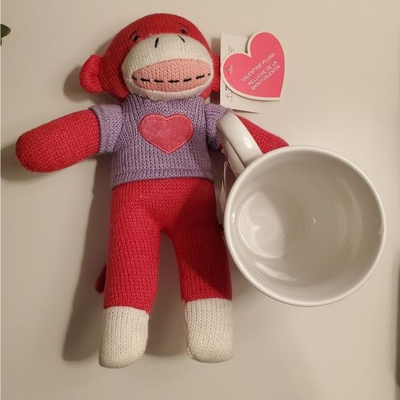 🌺 3/$25 Sock Monkey in mug with heart design 💕 - Picture 7 of 16